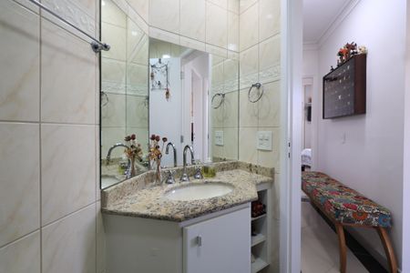 Apartamento à venda com 80m², 3 quartos e 2 vagasBanheiro Social