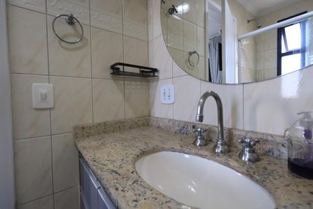 Apartamento à venda com 80m², 3 quartos e 2 vagasBanheiro da Suíte 1