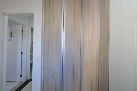 Apartamento à venda com 80m², 3 quartos e 2 vagasQuarto 3