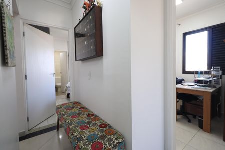 Apartamento à venda com 80m², 3 quartos e 2 vagasCorredor