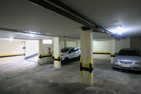 Apartamento para alugar com 90m², 2 quartos e 1 vaga Apartamento para alugar com 90m², 2 quartos e 1 vagaGaragem
