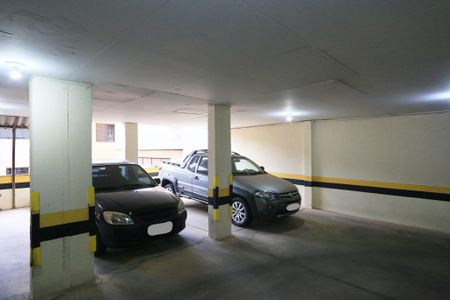 Apartamento para alugar com 90m², 2 quartos e 1 vaga Apartamento para alugar com 90m², 2 quartos e 1 vagaGaragem