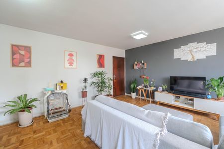 Apartamento à venda com 132m², 4 quartos e 1 vaga Apartamento à venda com 132m², 4 quartos e 1 vagaSala