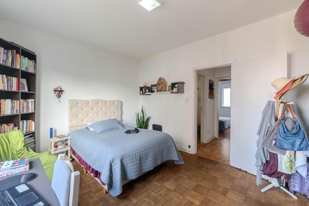 Apartamento à venda com 132m², 4 quartos e 1 vaga Apartamento à venda com 132m², 4 quartos e 1 vagaQuarto 3