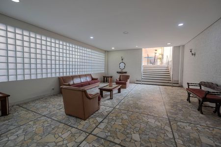 Apartamento à venda com 132m², 4 quartos e 1 vaga Apartamento à venda com 132m², 4 quartos e 1 vagaHall de entrada