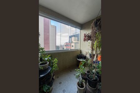 Apartamento à venda com 132m², 4 quartos e 1 vaga Apartamento à venda com 132m², 4 quartos e 1 vagaSacada