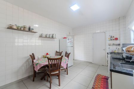 Apartamento à venda com 132m², 4 quartos e 1 vaga Apartamento à venda com 132m², 4 quartos e 1 vagaCozinha