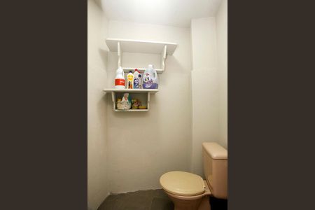Apartamento para alugar com 150m², 3 quartos e sem vagaBanheiro 3 Serviço