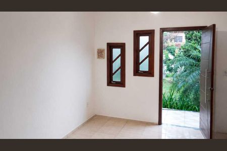 Sala de casa para alugar com 2 quartos, 120m² em S Joao Rio Vermelho, Florianópolis