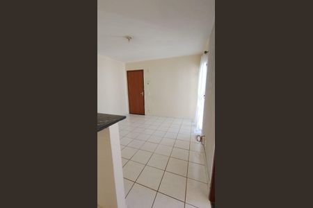 Sala de apartamento para alugar com 2 quartos, 47m² em Água Chata, Guarulhos