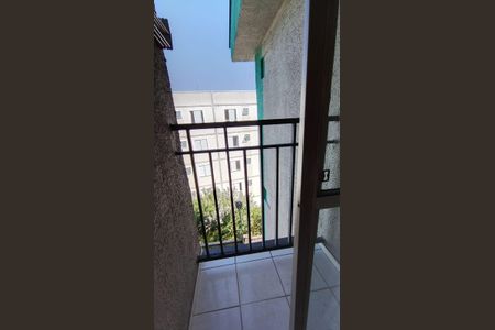 Varanda de apartamento para alugar com 2 quartos, 47m² em Água Chata, Guarulhos