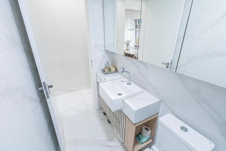 Apartamento à venda com 70m², 3 quartos e 2 vagasBanheiro