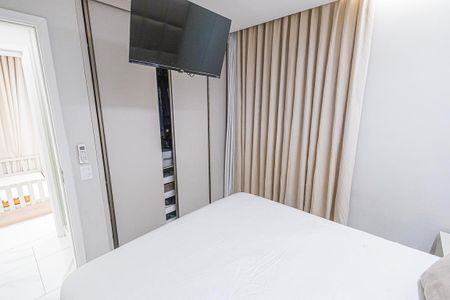 Apartamento à venda com 70m², 3 quartos e 2 vagasQuarto 1/ suite