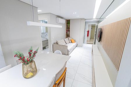 Apartamento à venda com 70m², 3 quartos e 2 vagasSala