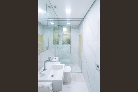 Apartamento à venda com 70m², 3 quartos e 2 vagasBanheiro