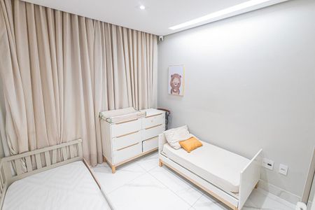 Apartamento à venda com 70m², 3 quartos e 2 vagasQuarto 2