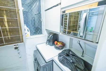 Apartamento à venda com 70m², 3 quartos e 2 vagasArea de serviço