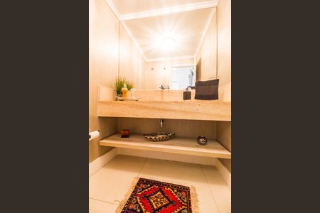 Apartamento à venda com 144m², 2 quartos e 2 vagas Apartamento à venda com 144m², 2 quartos e 2 vagasLavabo
