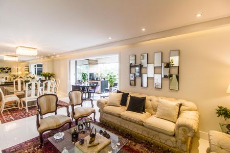Apartamento à venda com 144m², 2 quartos e 2 vagas Apartamento à venda com 144m², 2 quartos e 2 vagasSala
