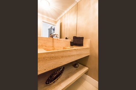 Apartamento à venda com 144m², 2 quartos e 2 vagas Apartamento à venda com 144m², 2 quartos e 2 vagasLavabo