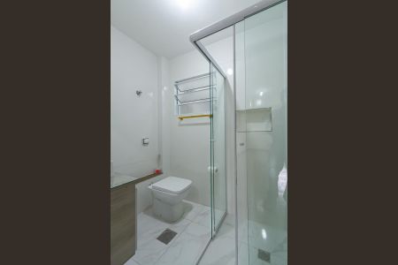 Apartamento para alugar com 51m², 1 quarto e 1 vaga Apartamento para alugar com 51m², 1 quarto e 1 vagaBanheiro da Suíte