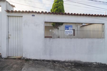 Casa para alugar com 249m², 4 quartos e 6 vagasPlaca 
