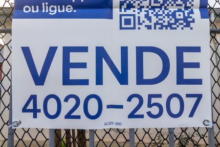 Casa para alugar com 249m², 4 quartos e 6 vagasPlaca 