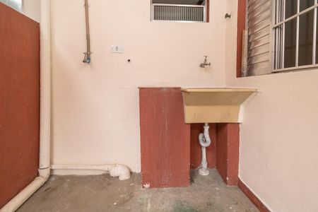 Casa para alugar com 249m², 4 quartos e 6 vagasÁrea de Serviço