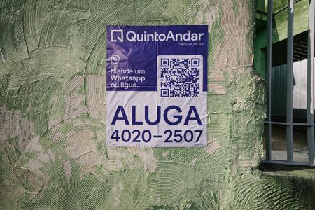 Casa para alugar com 60m², 3 quartos e 1 vaga Casa para alugar com 60m², 3 quartos e 1 vagaPlaquinha