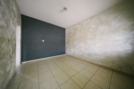 Casa para alugar com 60m², 3 quartos e 1 vaga Casa para alugar com 60m², 3 quartos e 1 vagaSala