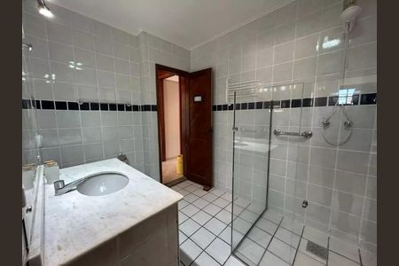 Casa para alugar com 282m², 4 quartos e 4 vagasBanheiro 2