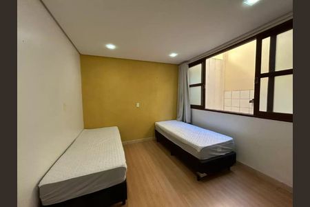Casa para alugar com 282m², 4 quartos e 4 vagasQuarto 5