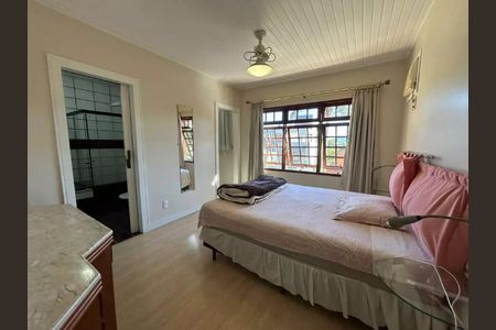 Casa para alugar com 282m², 4 quartos e 4 vagasQuarto 3