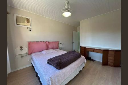 Casa para alugar com 282m², 4 quartos e 4 vagasQuarto 3