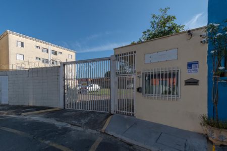 Apartamento para alugar com 64m², 2 quartos e 1 vaga Apartamento para alugar com 64m², 2 quartos e 1 vagaFachada