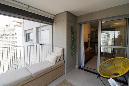 Apartamento para alugar com 63m², 2 quartos e 1 vaga Apartamento para alugar com 63m², 2 quartos e 1 vagaVaranda