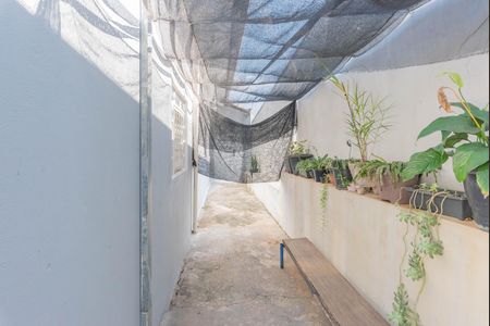 Casa à venda com 360m², 3 quartos e 2 vagas Casa à venda com 360m², 3 quartos e 2 vagasQuintal