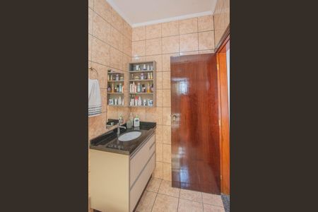 Casa à venda com 360m², 3 quartos e 2 vagas Casa à venda com 360m², 3 quartos e 2 vagasBanheiro da Suíte