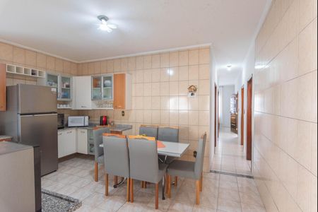 Casa à venda com 360m², 3 quartos e 2 vagas Casa à venda com 360m², 3 quartos e 2 vagasCozinha