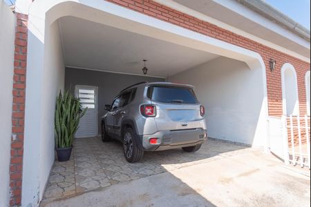 Casa à venda com 360m², 3 quartos e 2 vagas Casa à venda com 360m², 3 quartos e 2 vagasGaragem