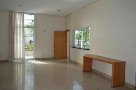 Apartamento à venda com 68m², 2 quartos e 2 vagasSalão de Festas