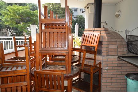 Apartamento à venda com 68m², 2 quartos e 2 vagasChurrasqueira