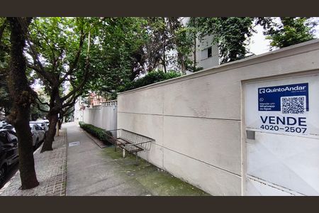 Apartamento à venda com 68m², 2 quartos e 2 vagas Apartamento à venda com 68m², 2 quartos e 2 vagasFachada + Plaquinha