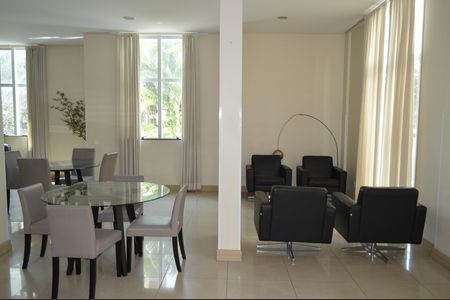 Apartamento à venda com 68m², 2 quartos e 2 vagasSalão de Festas