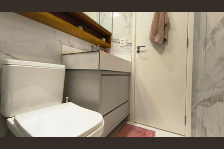 Apartamento à venda com 68m², 2 quartos e 2 vagas Apartamento à venda com 68m², 2 quartos e 2 vagasBanheiro