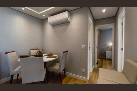 Apartamento à venda com 68m², 2 quartos e 2 vagas Apartamento à venda com 68m², 2 quartos e 2 vagasSala