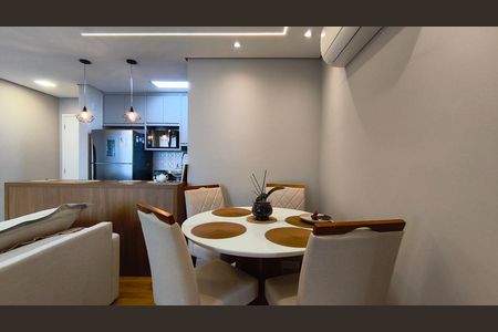 Apartamento à venda com 68m², 2 quartos e 2 vagas Apartamento à venda com 68m², 2 quartos e 2 vagasSala