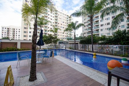 Apartamento à venda com 57m², 2 quartos e 1 vaga Apartamento à venda com 57m², 2 quartos e 1 vagaÁrea comum - Piscina
