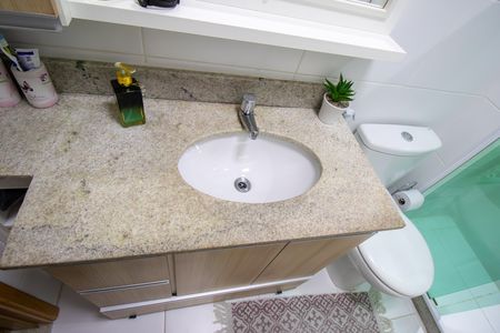 Apartamento à venda com 57m², 2 quartos e 1 vaga Apartamento à venda com 57m², 2 quartos e 1 vagaBanheiro da Suíte