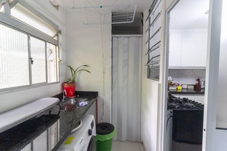 Apartamento à venda com 74m², 3 quartos e 1 vaga Apartamento à venda com 74m², 3 quartos e 1 vagaÁrea de Serviço